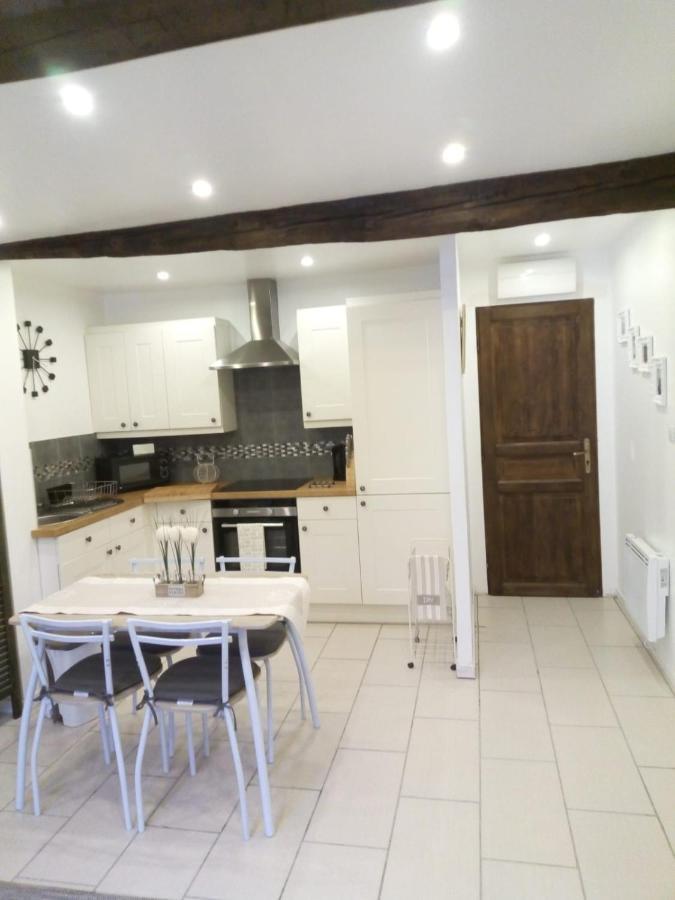 Maison de L'Amour Apartment Chardonnay Assignan Extérieur photo