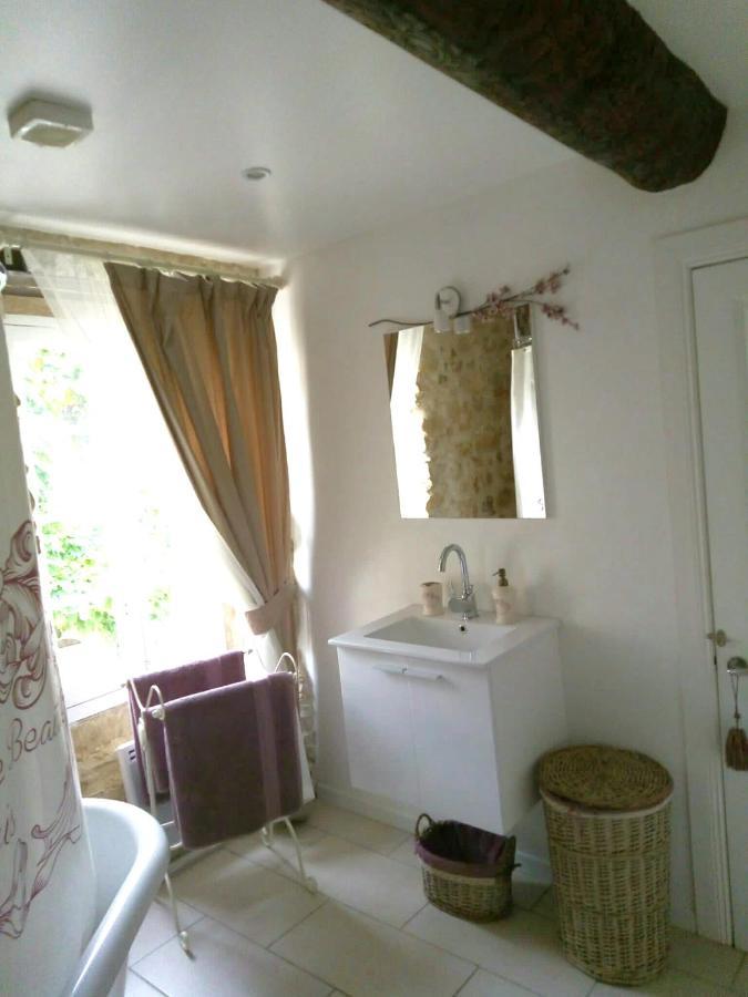 Maison de L'Amour Apartment Chardonnay Assignan Extérieur photo